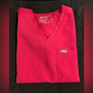 FIGS Catarina One-Pocket Scrub Top in Shocking Pink size Medium